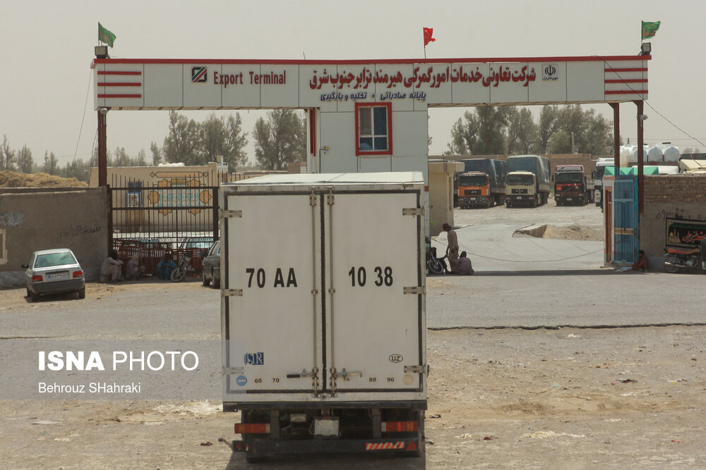 ترددهای ترانزیتی در مرز افغانستان ممنوع شد+عکس