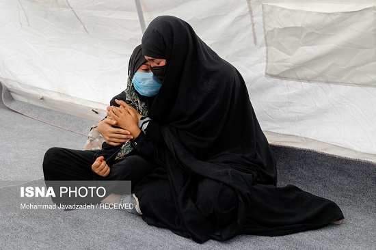 حال و روز مادر و دختر افغانستانی در مرز ایران+عکس