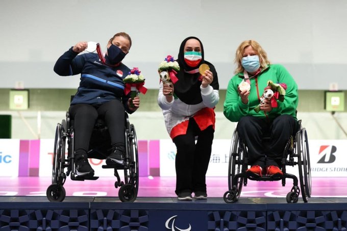 تصویر زانو زدن ورزشکار زن ایران جهانی شد+عکس