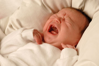 چند اشتباه رایج راجع به گریه نوزاد!