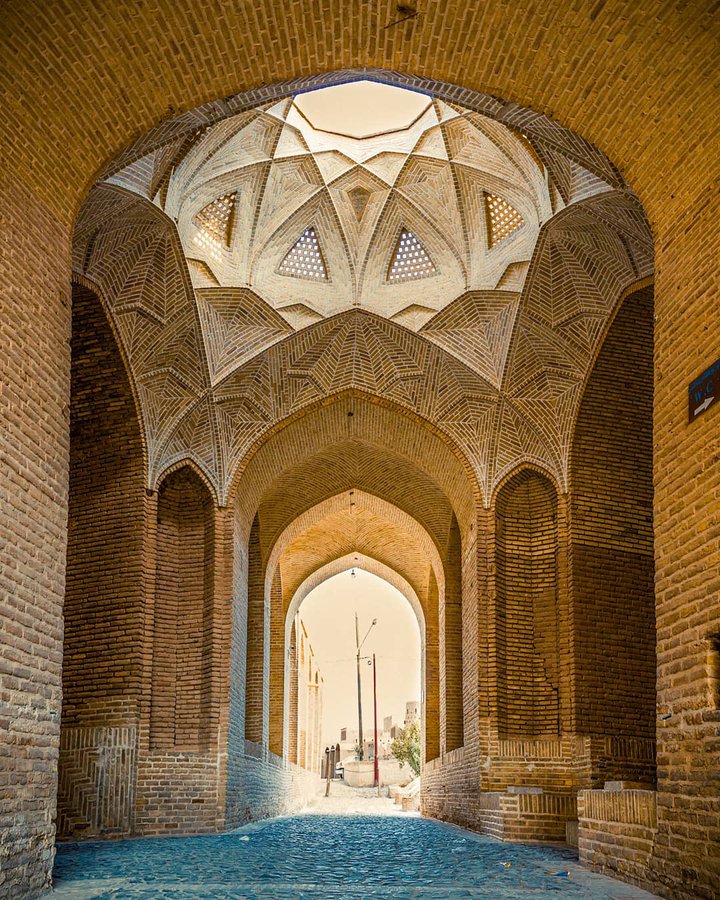 معماری زیبای کاروان‌سرای میبد+عکس