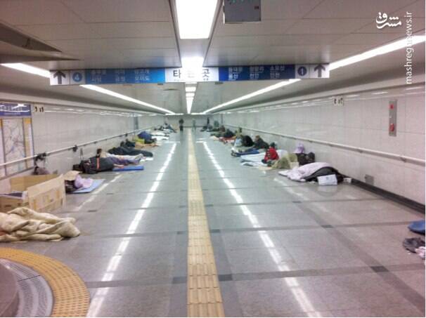 وضعیت خجالت آور مترو سئول+عکس