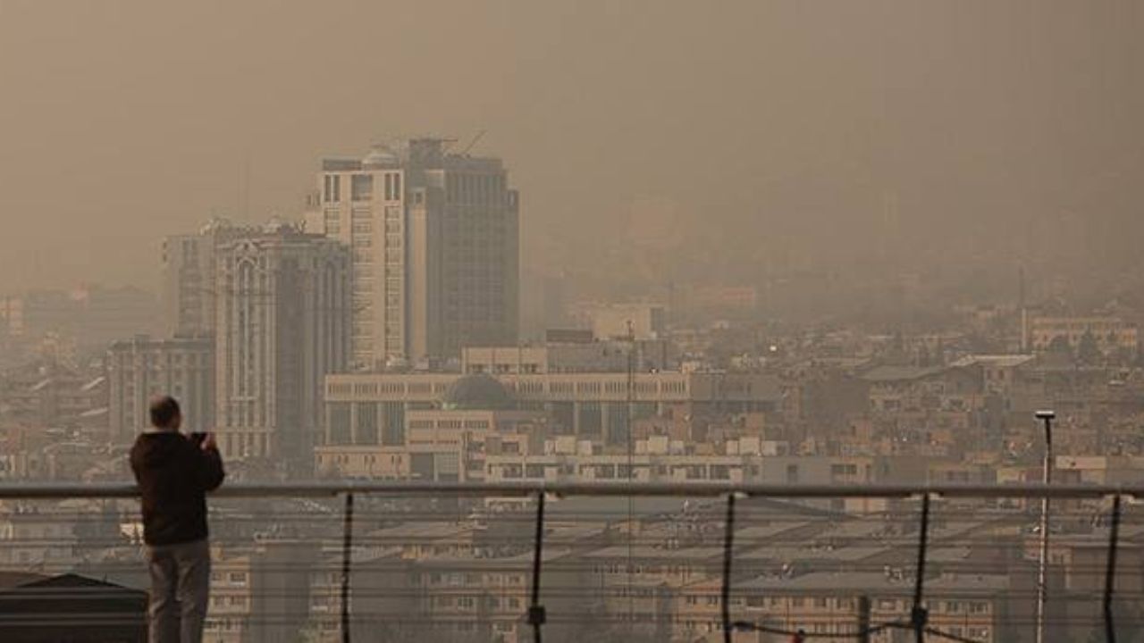  آلودگی هوا اکنون با سایر خطرات  رژیم‌های غذایی ناسالم و سیگار کشیدن قابل‌مقایسه است.