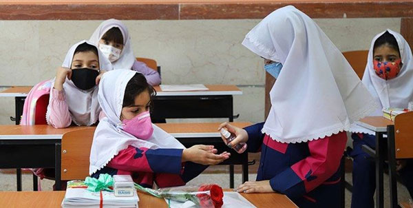 واکسیناسیون دانش آموزان اجباری شد؟