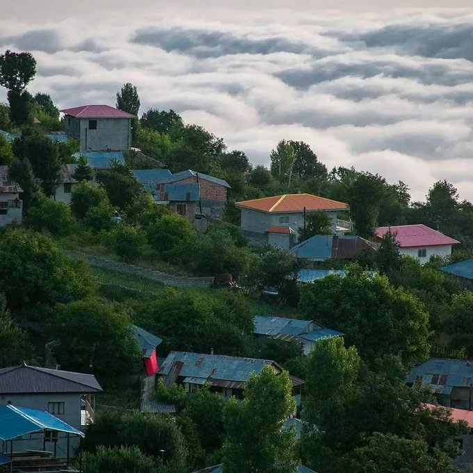روستایی در مازندران که بر فراز ابرها قرار دارد+عکس