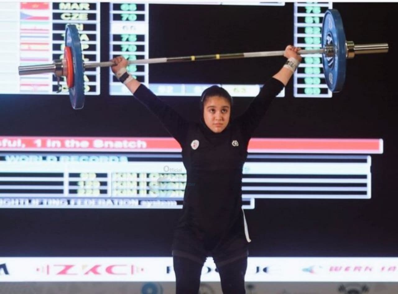 دختر ایرانی در وزنه برداری جهان برنز گرفت+عکس