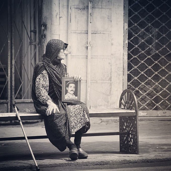 تصویر تکان دهنده از مادر ایرانی+عکس
