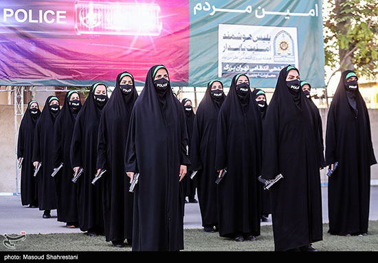 تصویر متفاوت از زنان پلیس با اسلحه در تهران+عکس