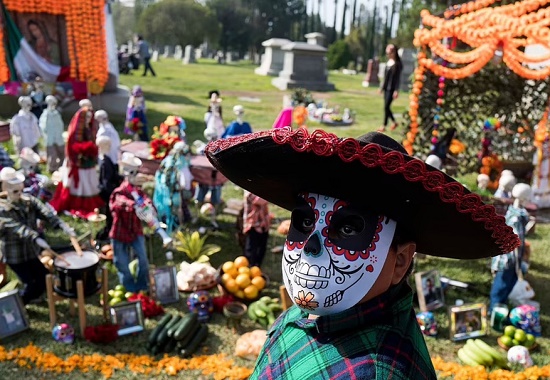 فستیوال روز مردگان با گریم های ترسناک+عکس