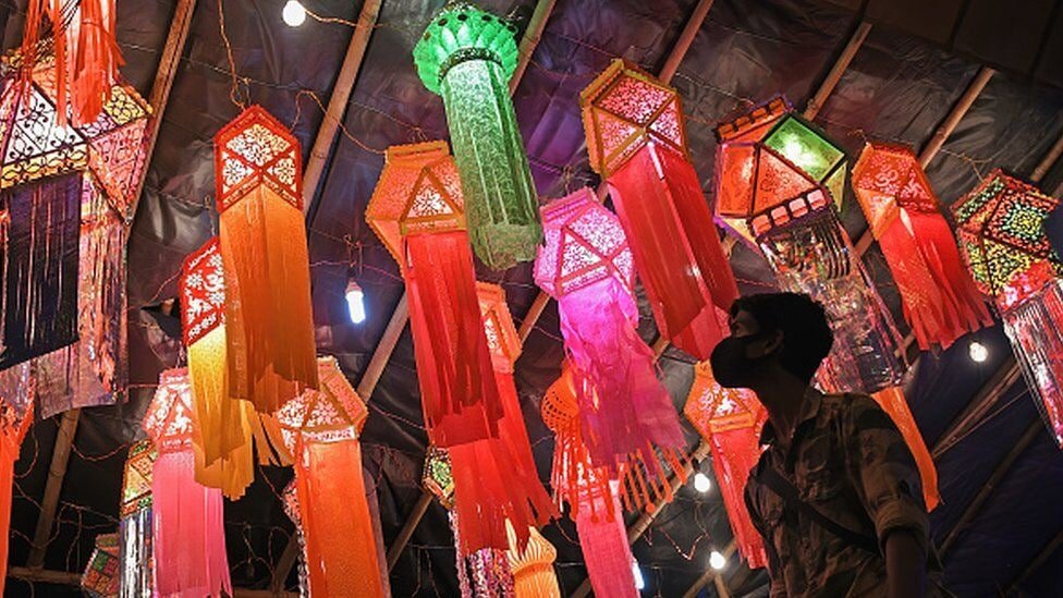 جشن پر از نور دیوالی در هند+عکس