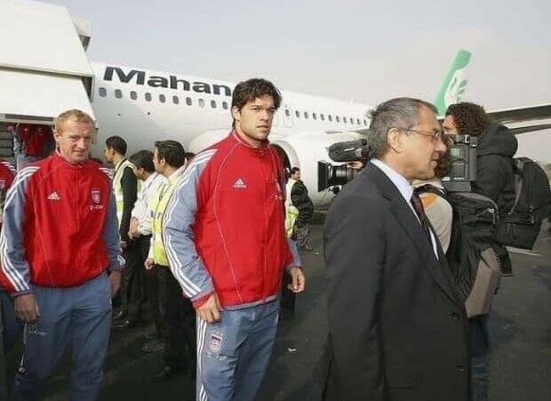 بازیکن معروف آلمانی در فرودگاه مهرآباد دیده شد+عکس