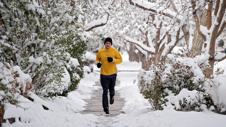 فواید و عوارض ورزش در هوای سرد