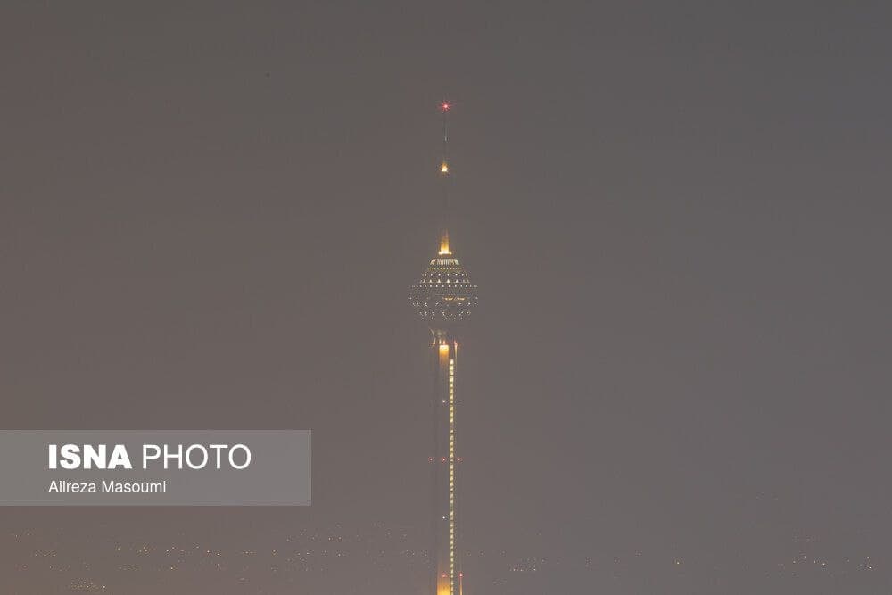 آلودگی باورنکردنی هوای تهران در شب+عکس