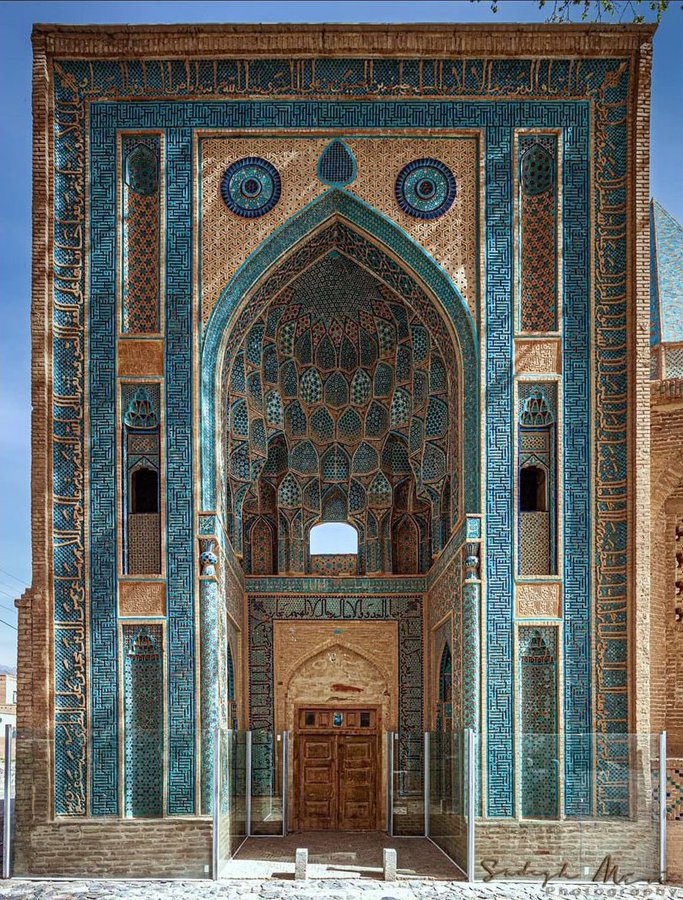زیبایی تکرار نشدنی مسجد جامع نطنز+عکس