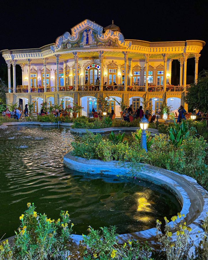 شب‌های رویایی عمارت شاپوری شیراز+عکس