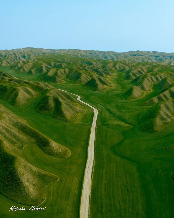 جاده رویایی که از دل ترکمن صحرا می‌گذرد+عکس