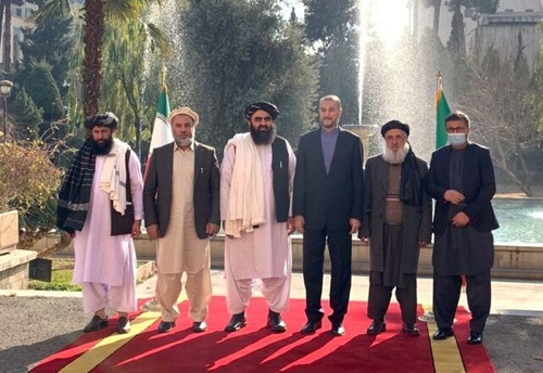 استقبال از وزیر خارجه طالبان در تهران+عکس استقبال از وزیر خارجه طالبان در تهران+عکس