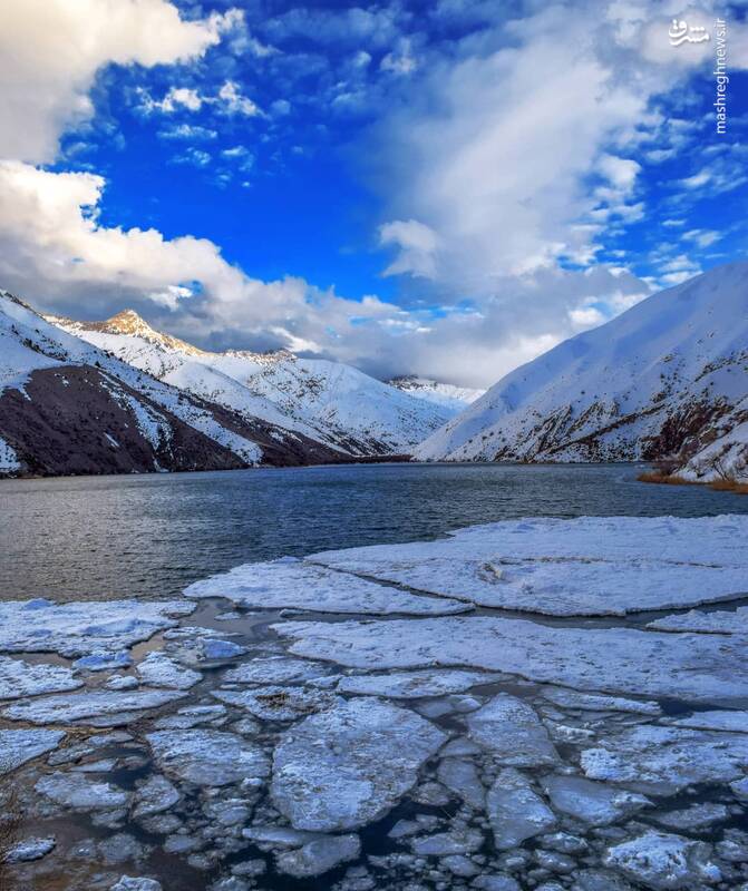 تصویر دیدنی از دریاچه یخ زده گهر در لرستان+عکس