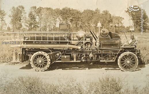 تصویر قدیمی از اولین خودروی آتش نشانی +عکس