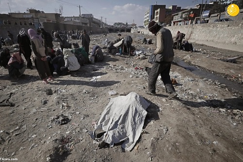 تصاویر غم انگیز از افغان‌های بی‌خانمان معتاد+عکس