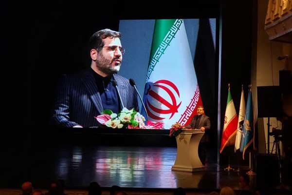 رویکرد دولت تسهیل دسترسی مردم به کالاهای فرهنگی است