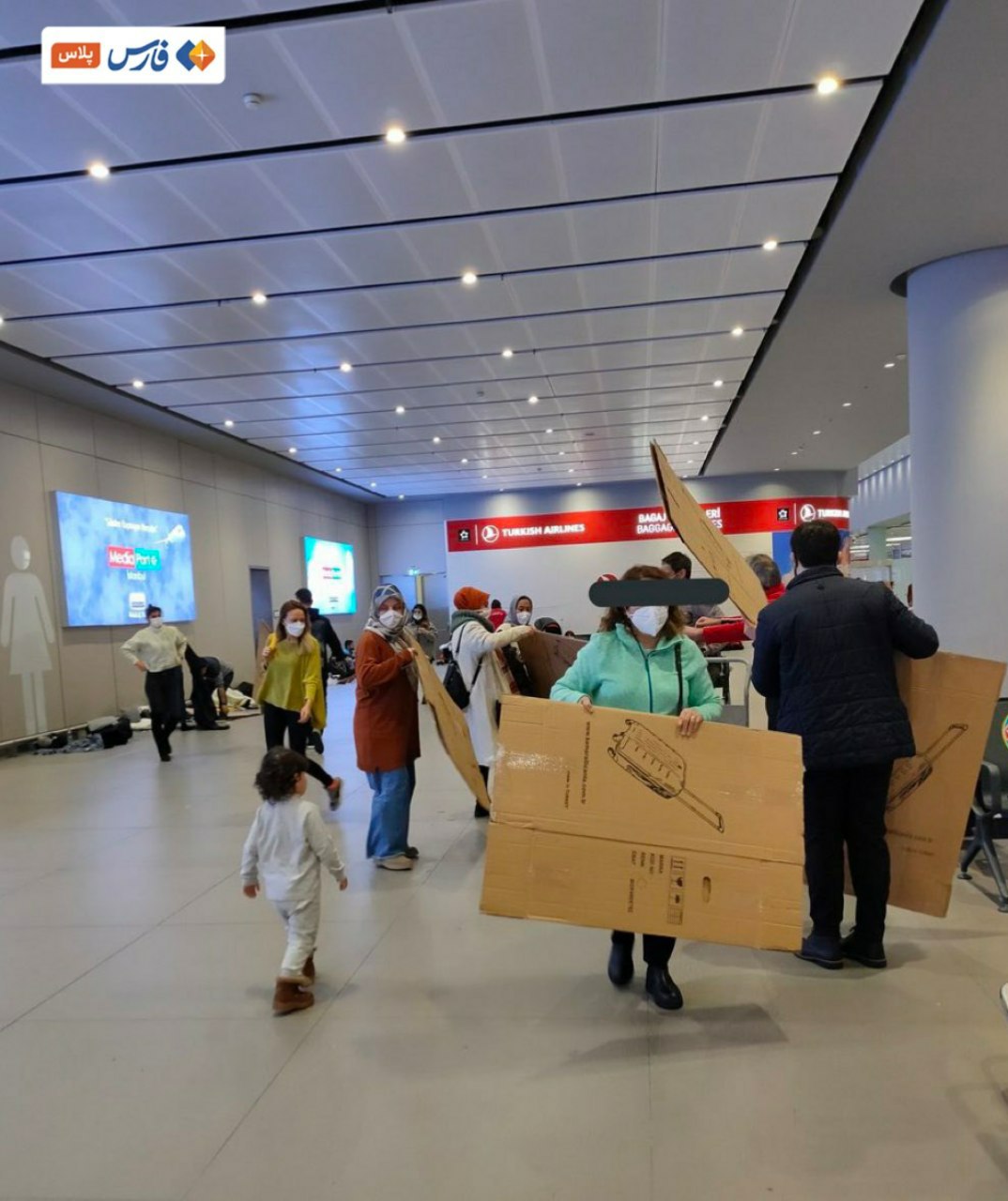 پذیرایی خجالت آور از مسافران در فرودگاه استانبول+عکس
