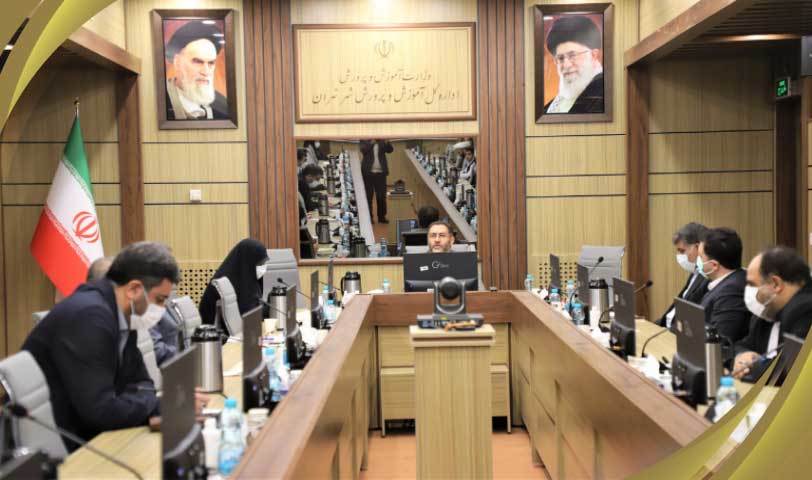 مدارس باید به قرارگاه جهاد تبیین تبدیل شوند
