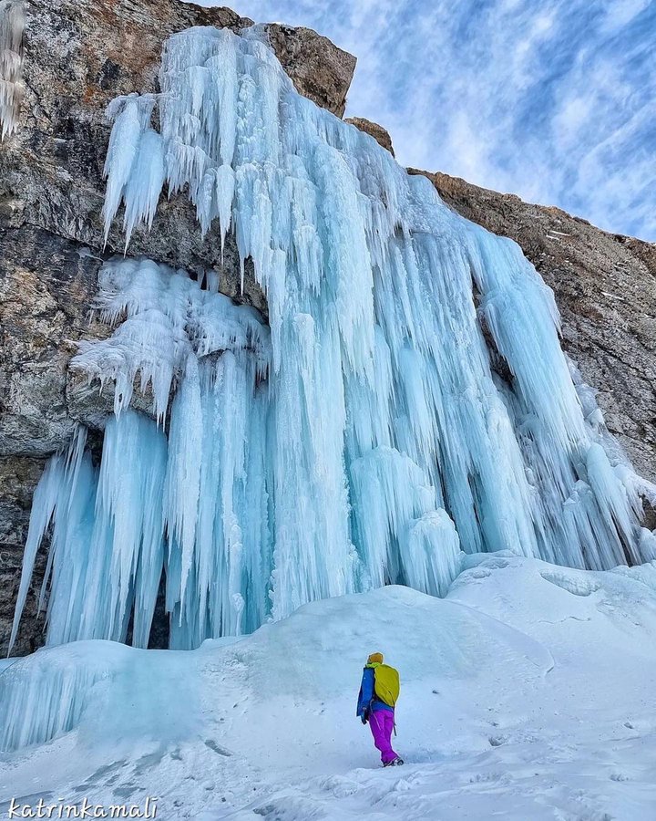 آبشار خور کرج کاملا یخ زد+عکس