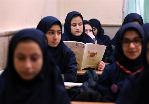 حضور در مدرسه و کسب مهارت‌؛ بهترین راه پیشگیری از بیماری‌های فراگیر