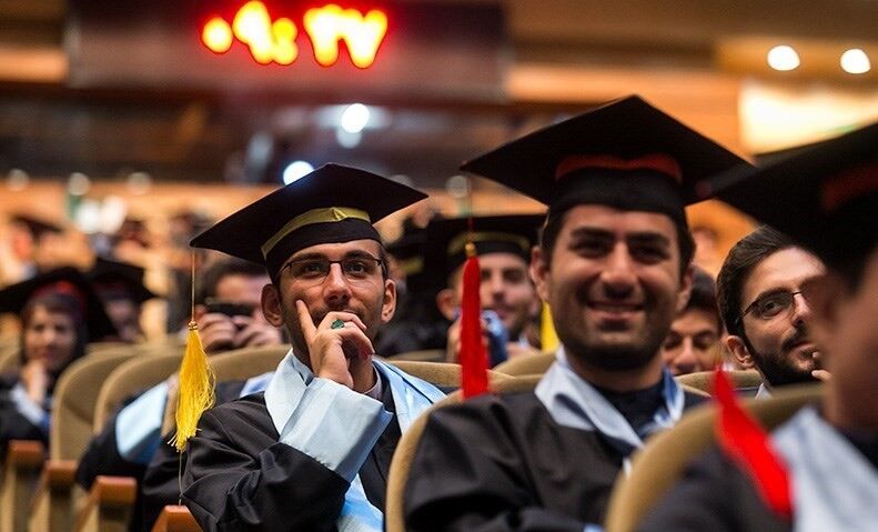 جذب ۲۵۰۰ نخبه ایرانی به دانشگاه‌های داخل