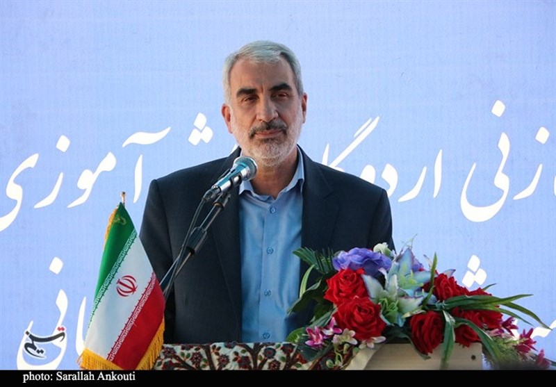 وزیر آموزش و پرورش وارد سنندج شد
