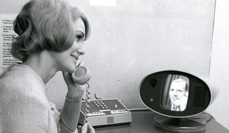 تصویر دیدنی از اولین تلفن تصویری در سال ۱۹۶۴+عکس