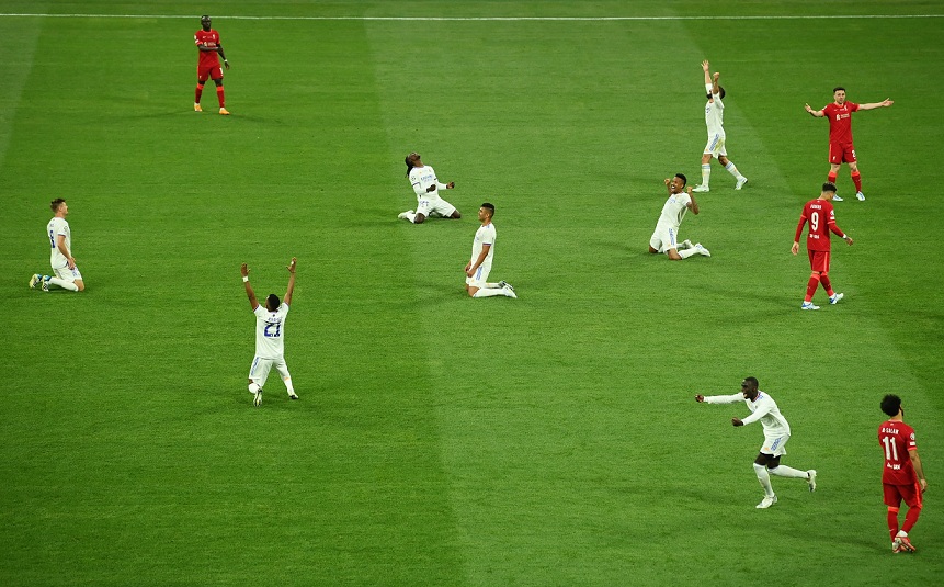 لحظه شادی بازیکنان رئال مادرید پس از قهرمانی+عکس