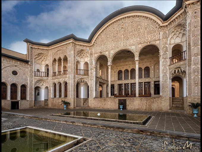 خانه طباطبایی‌ها در زیر باران+عکس