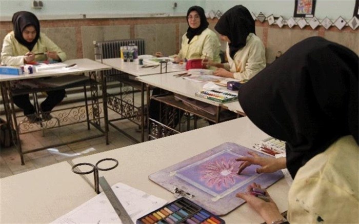 برای یافتن مسیر شغلی دانش‌آموزان وزارتخانه‌ها کمک کنند