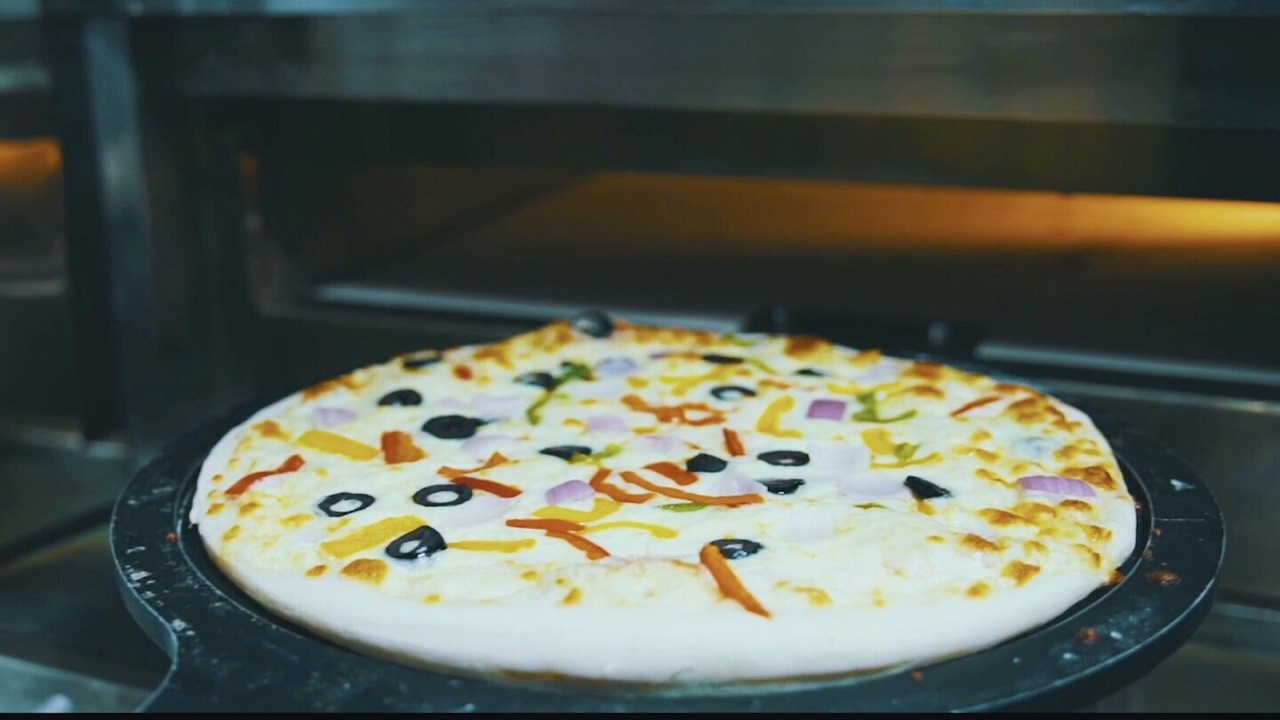 رباتی که پیتزاهای خوشمزه درست می‌کند