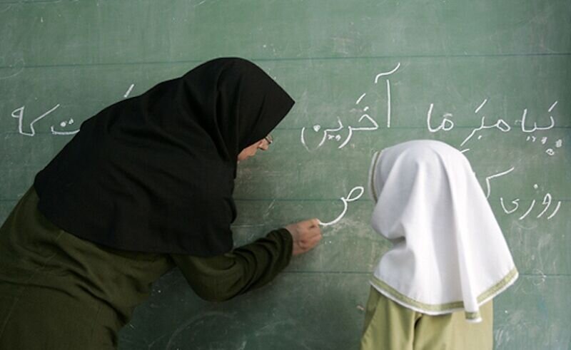 رتبه‌بندی از ۳۱ شهریورماه ۱۴۰۰ برای معلمان اعمال می‌شود