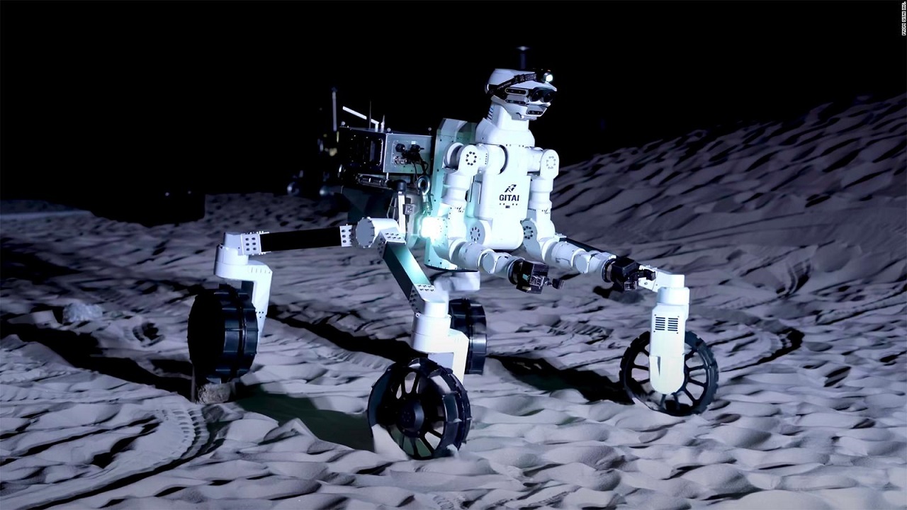 ربات افسانه‌ای ژاپن به کره ماه می‌رود+عکس