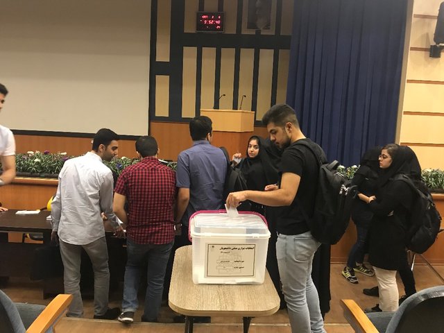 انتخابات شورای صنفی دانشگاه تهران امروز برگزار می‌شود