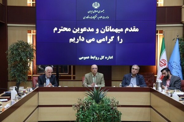  ارتقای وضعیت معیشتی استادان در  اولویت قرار گرفت