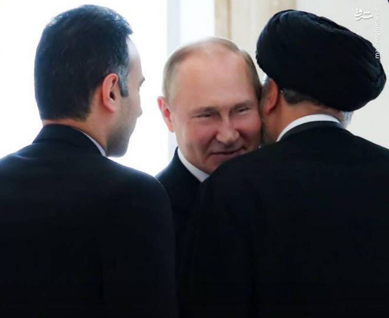 لبخند صمیمانه پوتین در دیدار با رئیسی+عکس