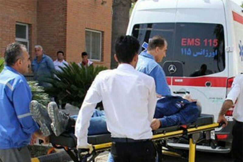 مسمومیت دانشجویان خوابگاهی دانشگاه شهید رجائی / انتقال دانشجویان به مراکز درمانی 