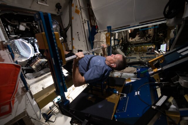 تصویر دیدنی از بدنسازی یک فضانورد ناسا+عکس