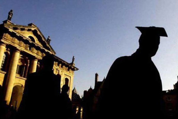 مجوز ۱۴ موسسه اعزام دانشجو به خارج از کشور لغو شد