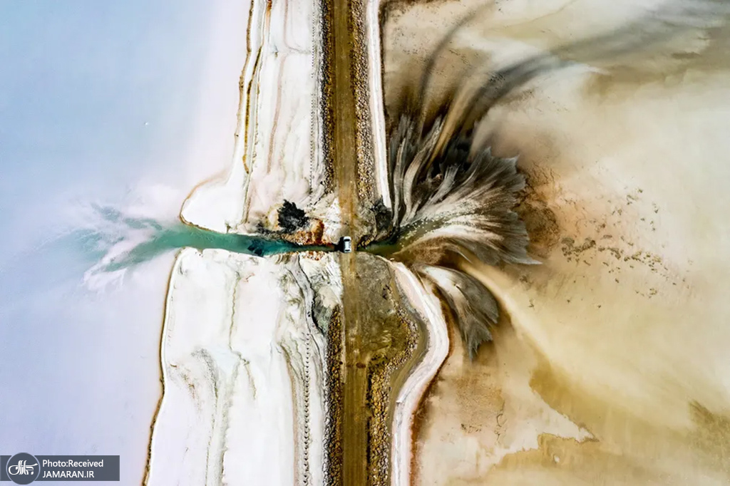 عکس هوایی بی‌نظیر از دریاچه نمک+عکس