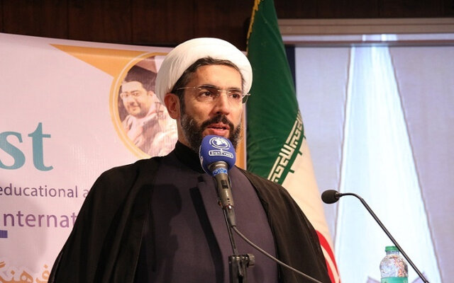 دانشجویان، سند چشم‌انداز جایگاه ایران در ۵۰ سال آینده را مطالعه کنند