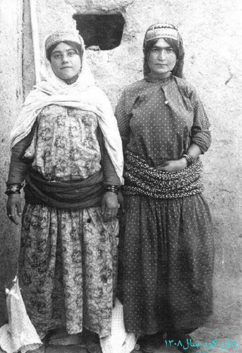 تصویر قدیمی از زنان کرد+عکس
