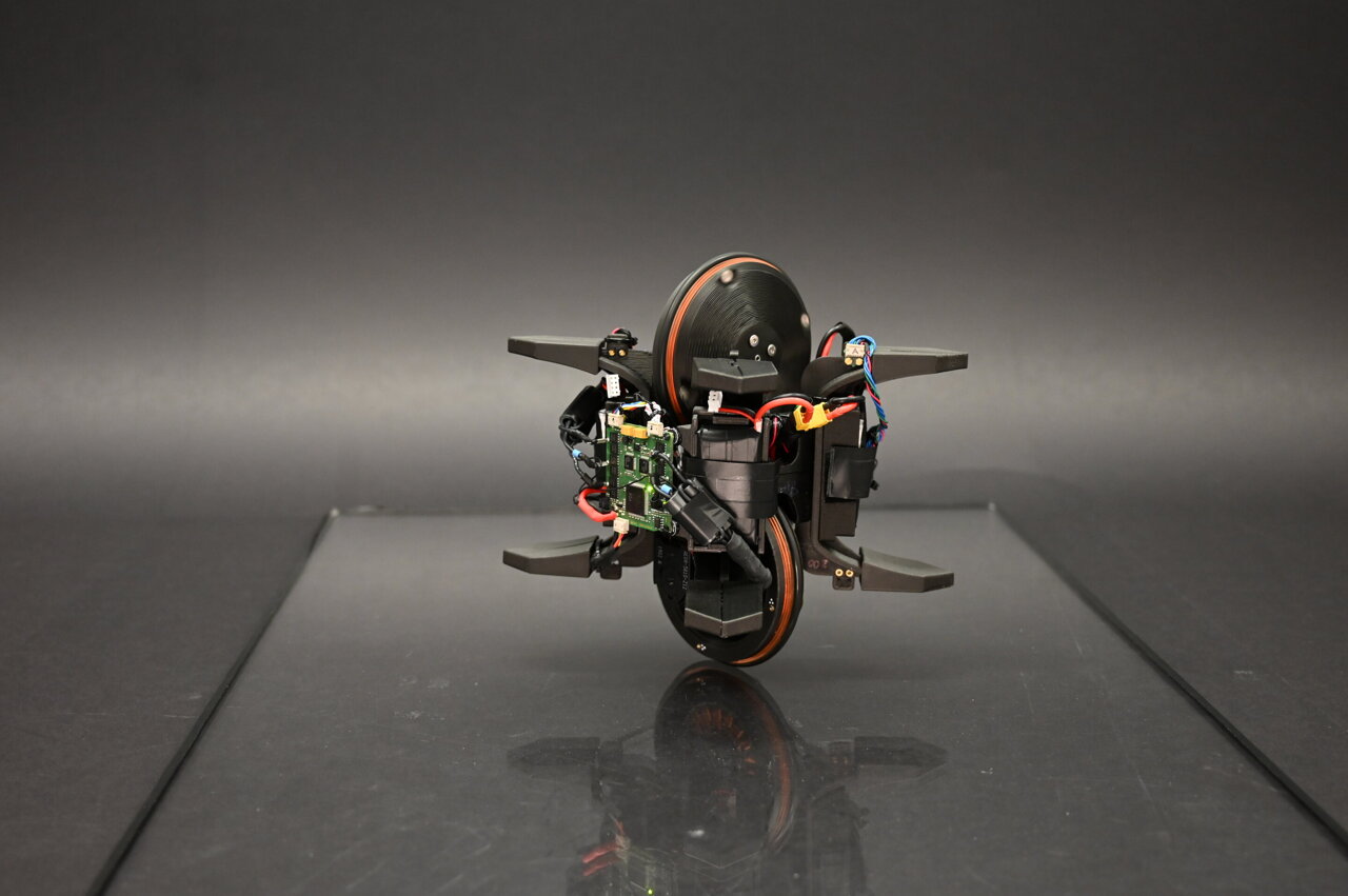 ویل بات ربات تک‌چرخ کوچک با ویژگی‌های خاص