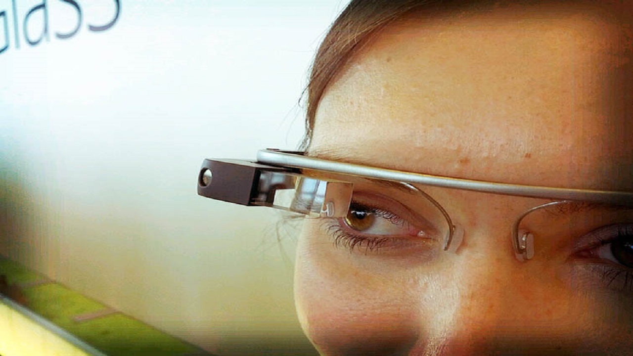 عینک جدید لنوو که تبدیل به پروژکتور می‌شود+عکس