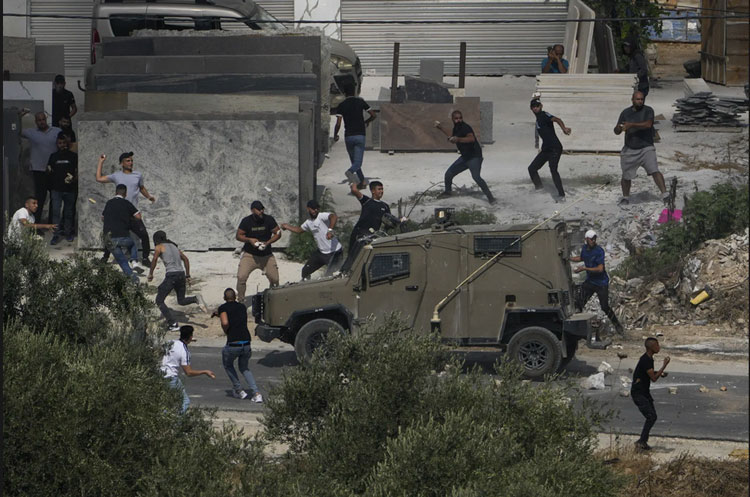 درگیری جوانان فلسطینی با نیروهای رژیم صهیونیستی+عکس